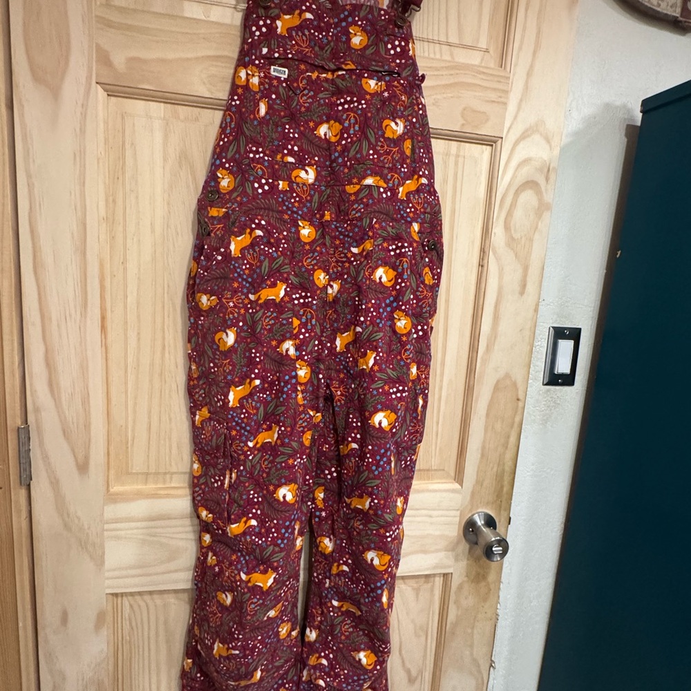 Duluth Trading Co Burgundy Fox Print Overalls